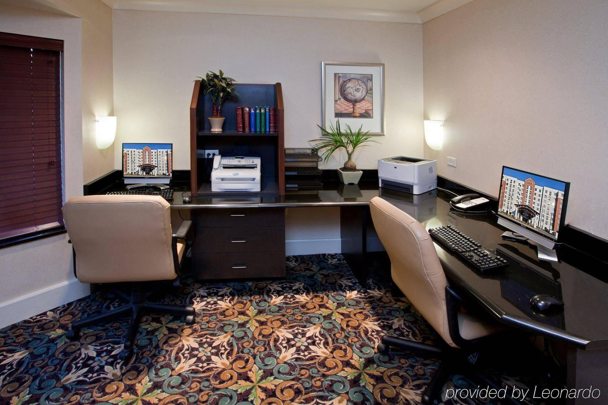 Staybridge Downtown-convention Center By Ihg 3*