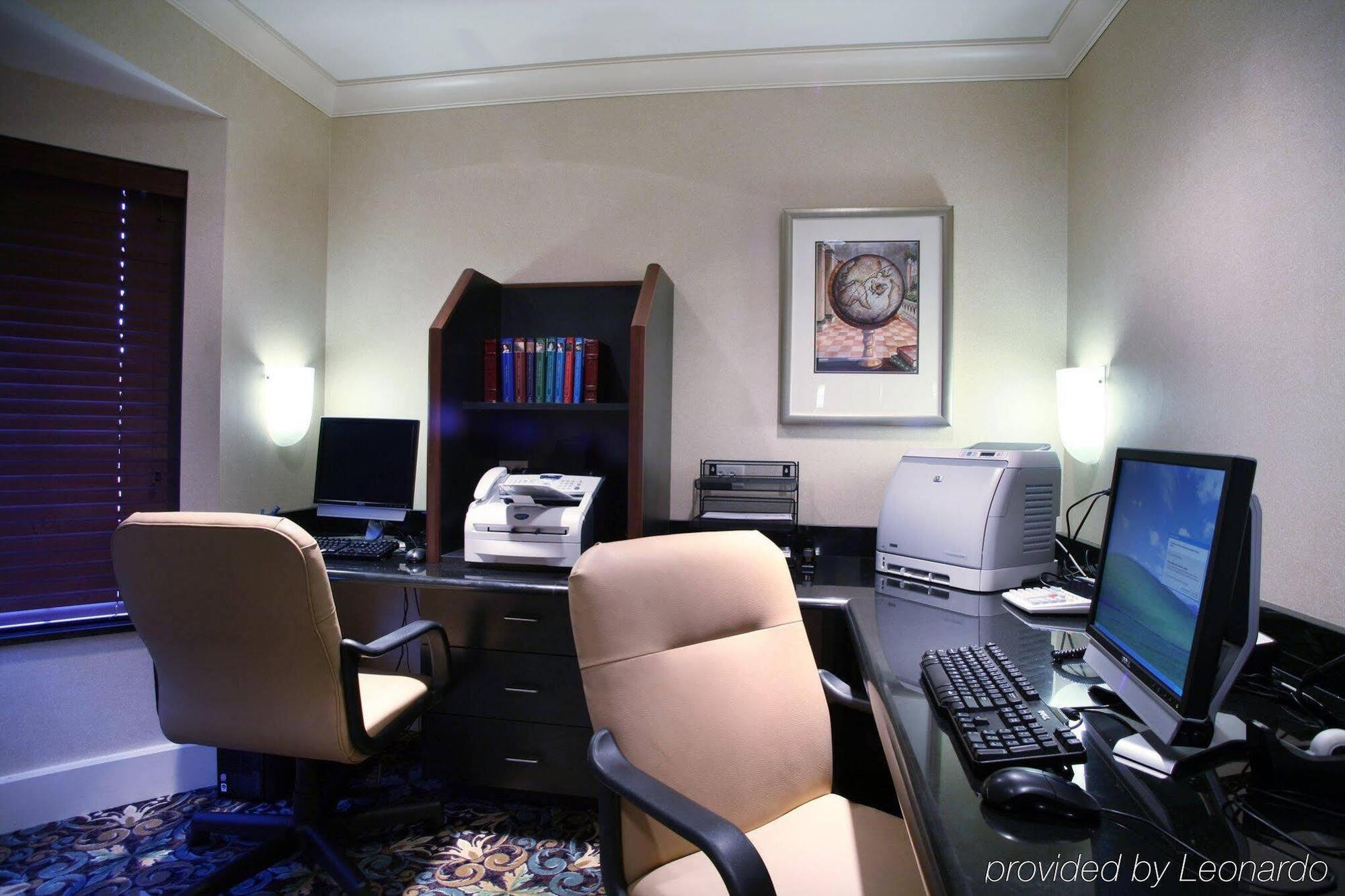 Staybridge Downtown-convention Center By Ihg 3* Indianápolis